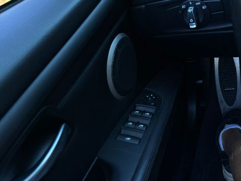 Used 2012 BMW M3 Convertible image 28