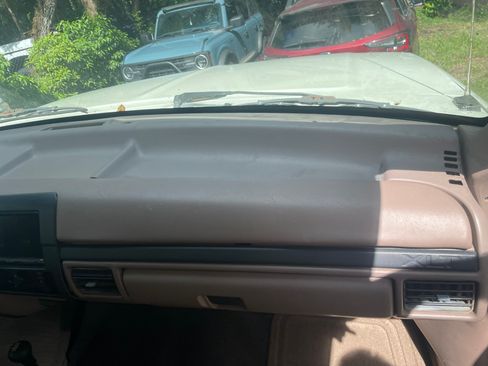 Used 1997 Ford F250 4x4 Crew Cab Heavy Duty image 17