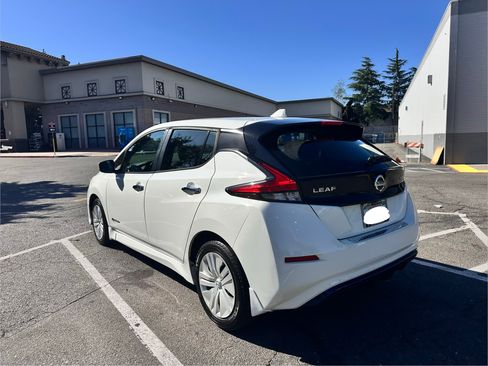 Used 2019 Nissan Leaf S w/ S Charge Package FWD image 6