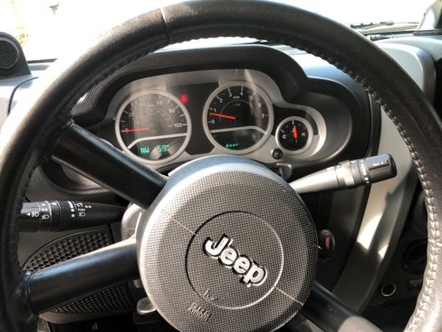 Used 2009 Jeep Wrangler Rubicon w/ Dual Top Group image 10