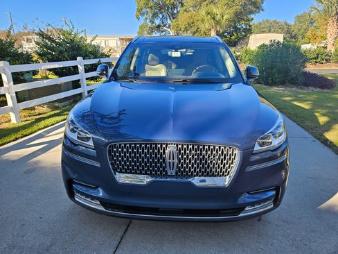 Used 2020 Lincoln Aviator Reserve w/ Equipment Group 202A image 16