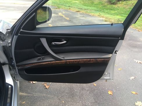 Used 2010 BMW 328i xDrive Sedan image 10