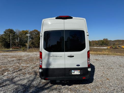 Used 2023 Ford Transit 250 148 High Roof image 5