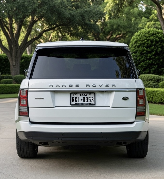 Used 2016 Land Rover Range Rover Supercharged AWD/4WD image 4