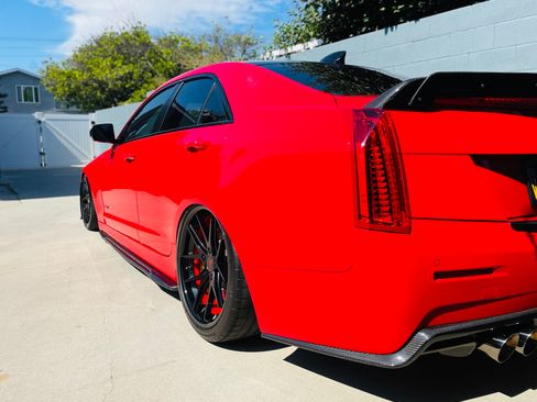 Used 2017 Cadillac ATS V w/ Luxury Package image 4