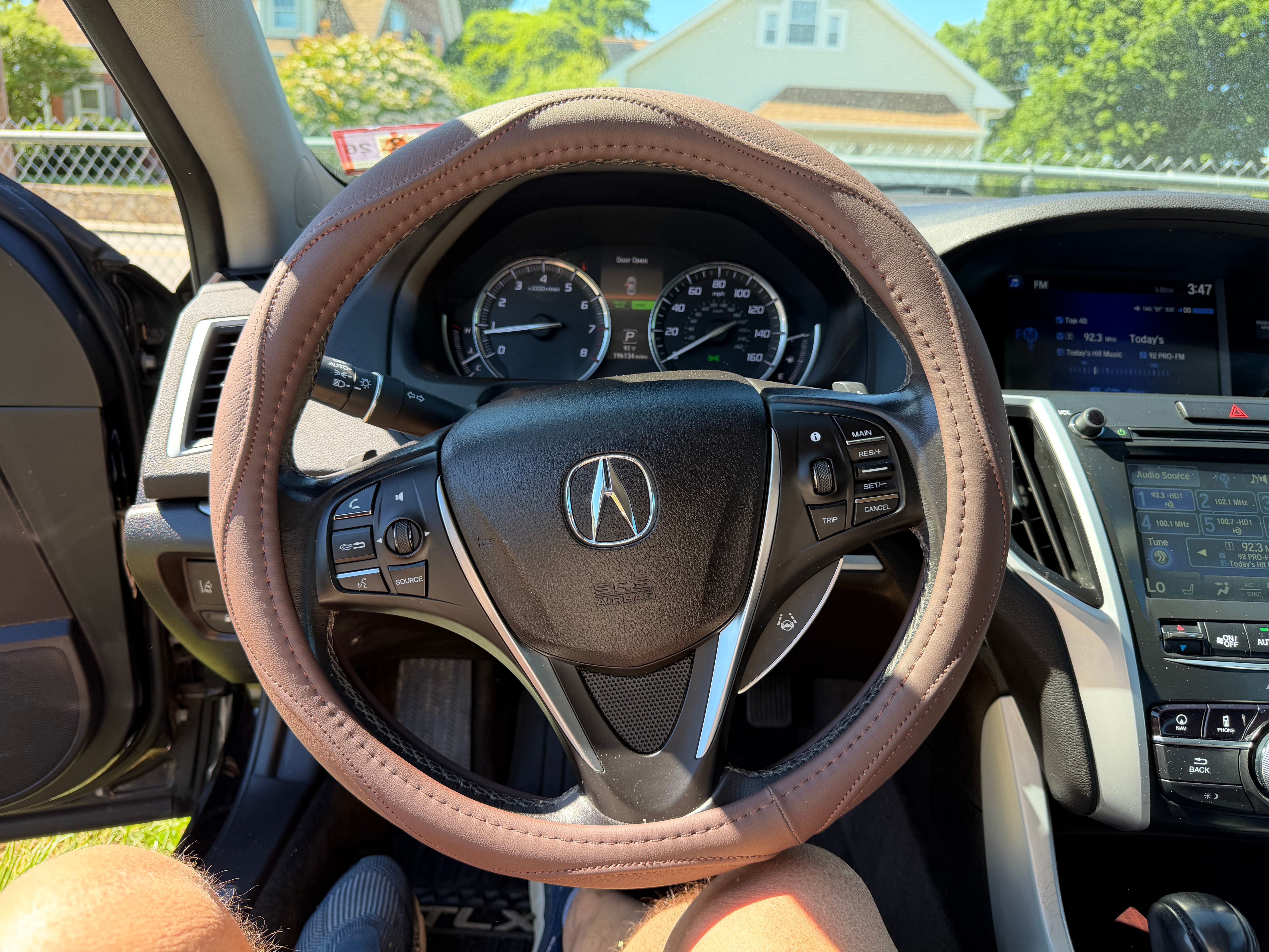 Used 2017 Acura TLX w/ Technology Package FWD image 5