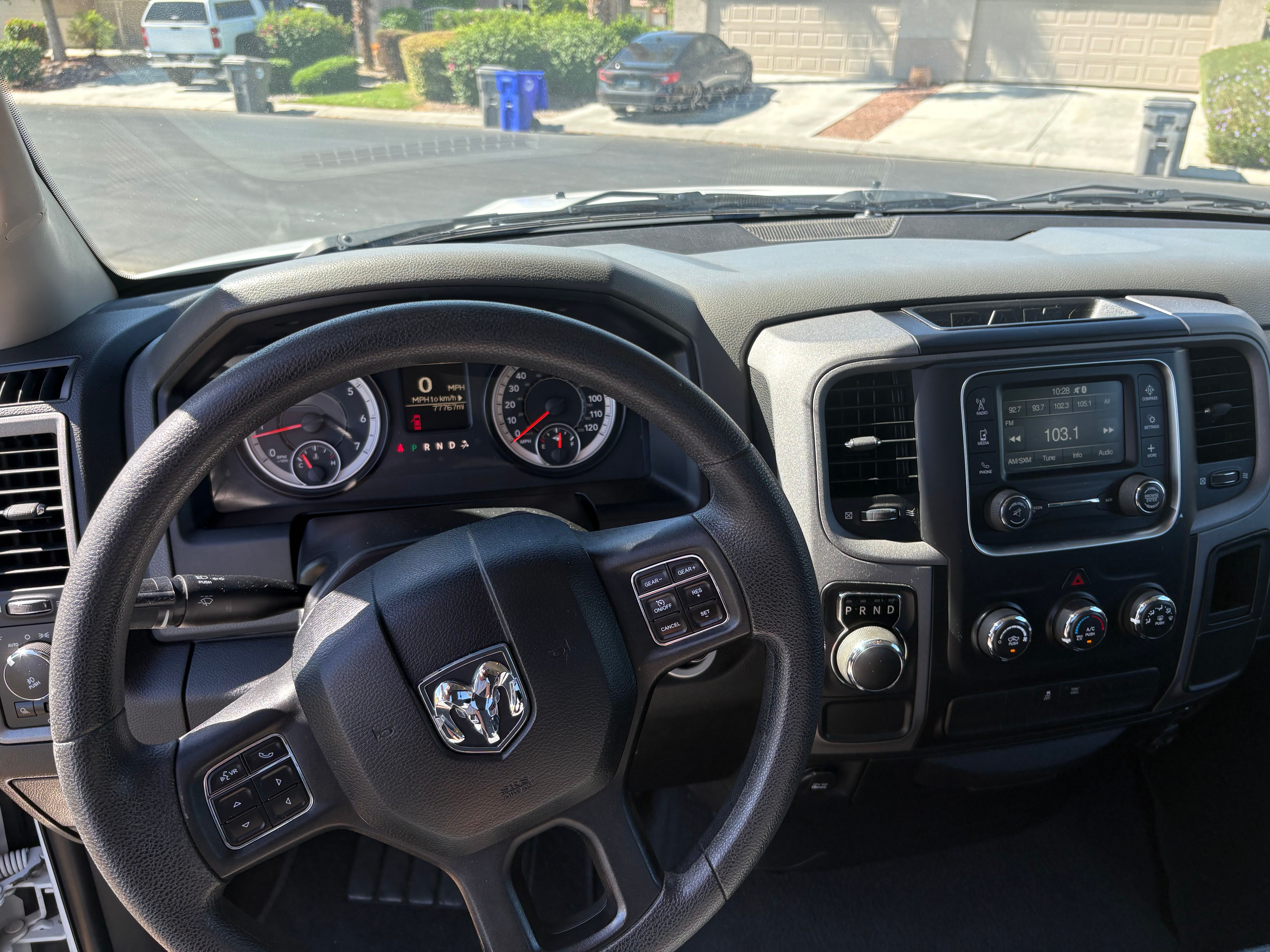 Used 2016 RAM 1500 Express RWD image 15