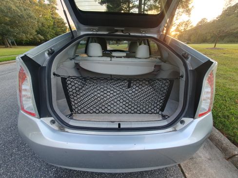 Used 2012 Toyota Prius Three image 12