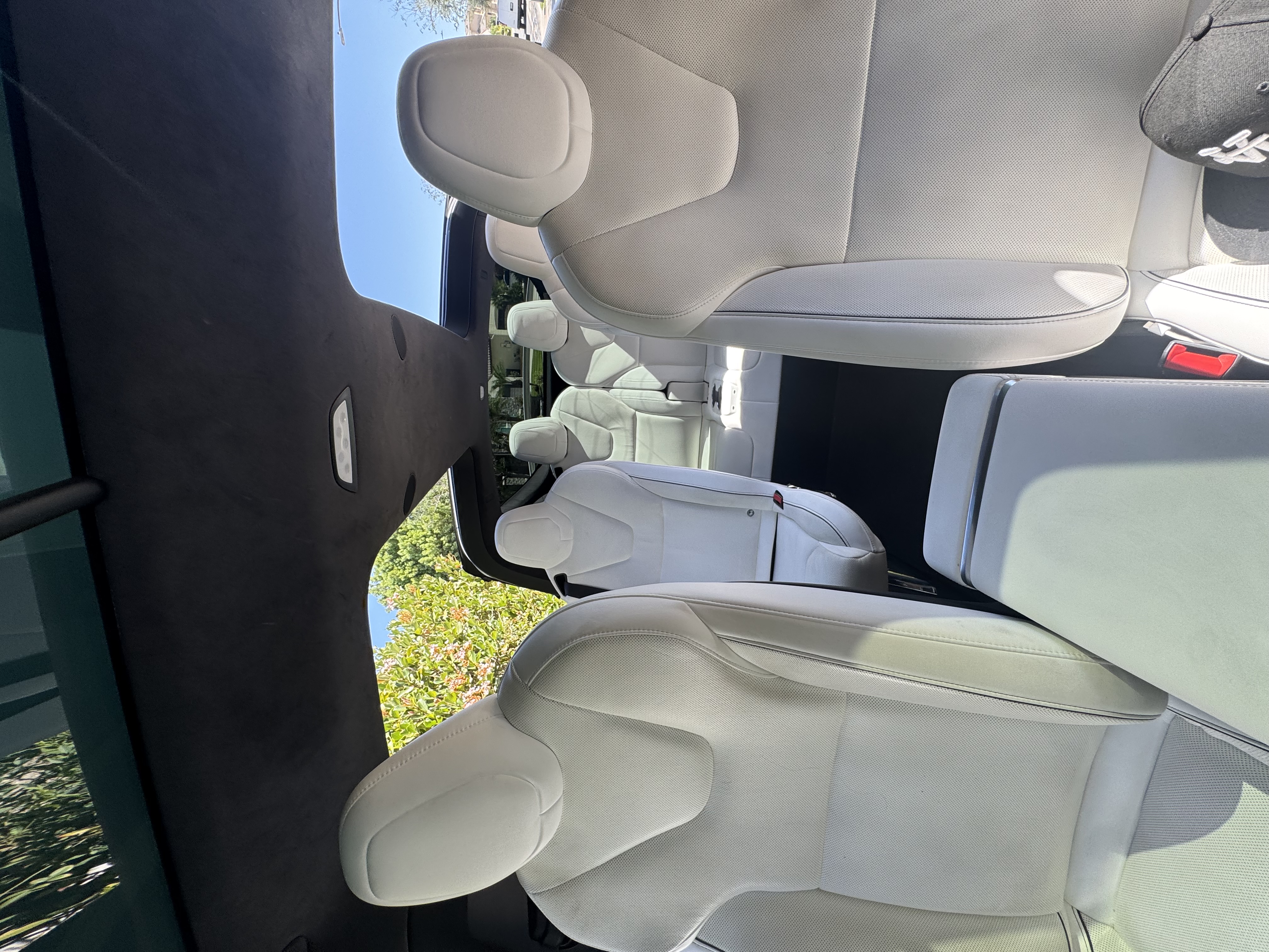 Used 2022 Tesla Model X Plaid AWD/4WD image 10