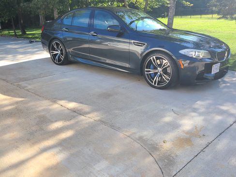 Used 2013 BMW M5 Sedan 4D image 4