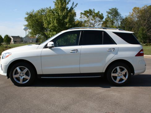 Used 2013 Mercedes-Benz ML 550 4MATIC image 8