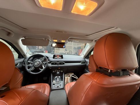 Used 2019 MAZDA CX-5 Touring image 5