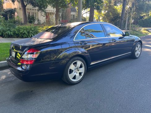 Used 2007 Mercedes-Benz S 550 image 2