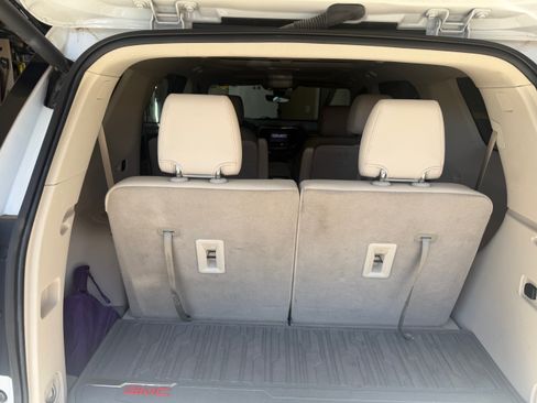 Used 2021 GMC Acadia Denali w/ Denali Ultimate Package image 14