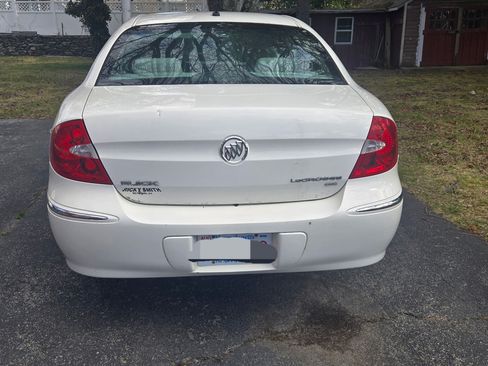 Used 2009 Buick LaCrosse CX image 2