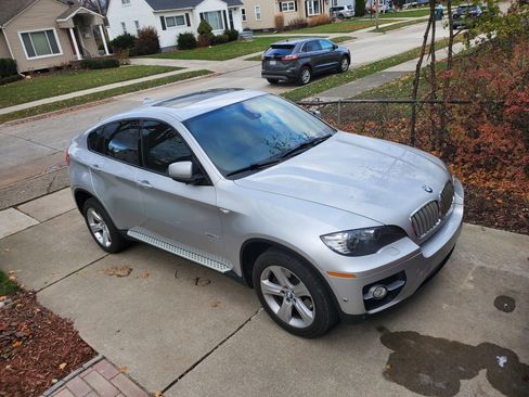 Used 2012 BMW X6 xDrive50i AWD/4WD image 1