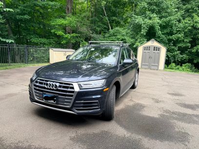 Used 2018 Audi Q5 2.0T Premium Plus w/ Premium Plus Package