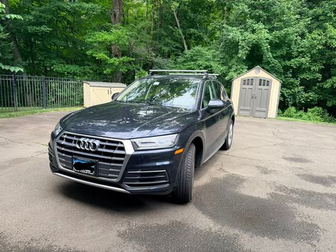 Used 2018 Audi Q5 2.0T Premium Plus w/ Premium Plus Package AWD/4WD image 1