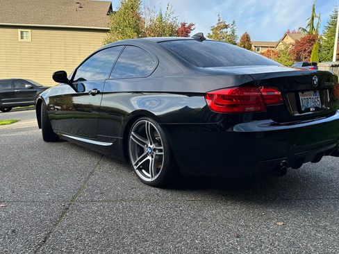 Used 2011 BMW 335is Coupe image 9