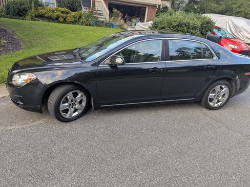 Used 2010 Chevrolet Malibu LT w/ Power Convenience Package image 1