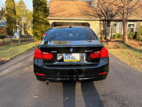 Used 2014 BMW 320i xDrive Sedan image 8