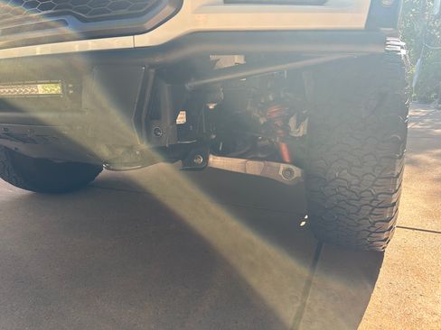 Used 2019 Ford F150 Raptor w/ Equipment Group 802A Luxury AWD/4WD image 11