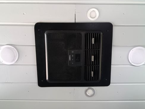 Used 2019 Mercedes-Benz Sprinter 170 image 27