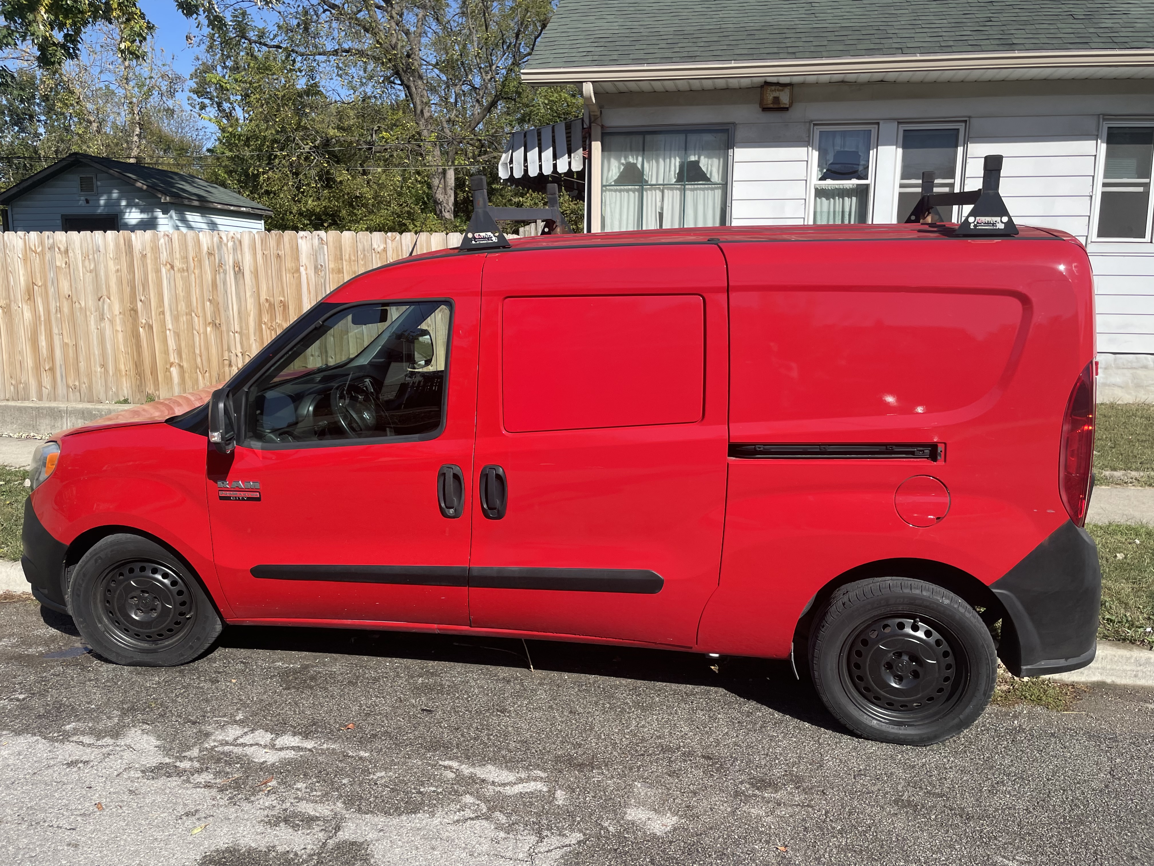 Used 2015 RAM ProMaster City Tradesman w/ Rear Back-up Camera Group FWD image 2