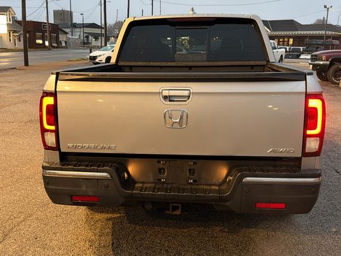 Used 2017 Honda Ridgeline RTL-E image 5