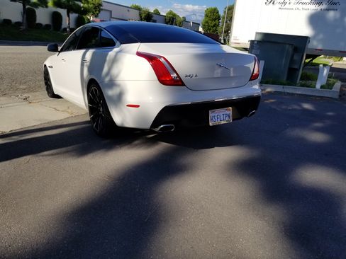 Used 2011 Jaguar XJ L image 4