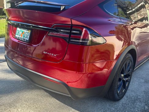Used 2025 Tesla Model X AWD/4WD image 9