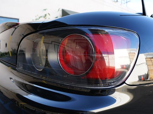 Used 2002 Honda S2000 image 25