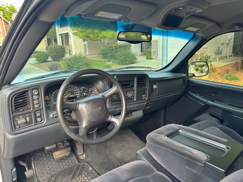 Used 2000 Chevrolet Silverado 1500 LS w/ Off-Road Chassis Pkg image 17