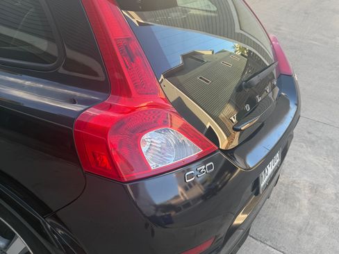 Used 2013 Volvo C30 T5 R-Design FWD image 22