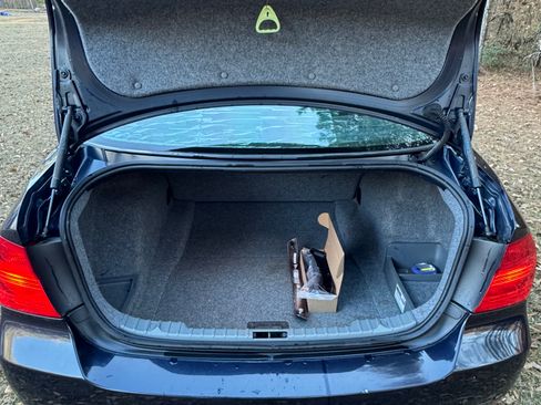 Used 2007 BMW 328xi Sedan image 10