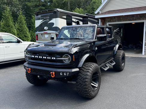 Used 2023 Ford Bronco Outer Banks image 14