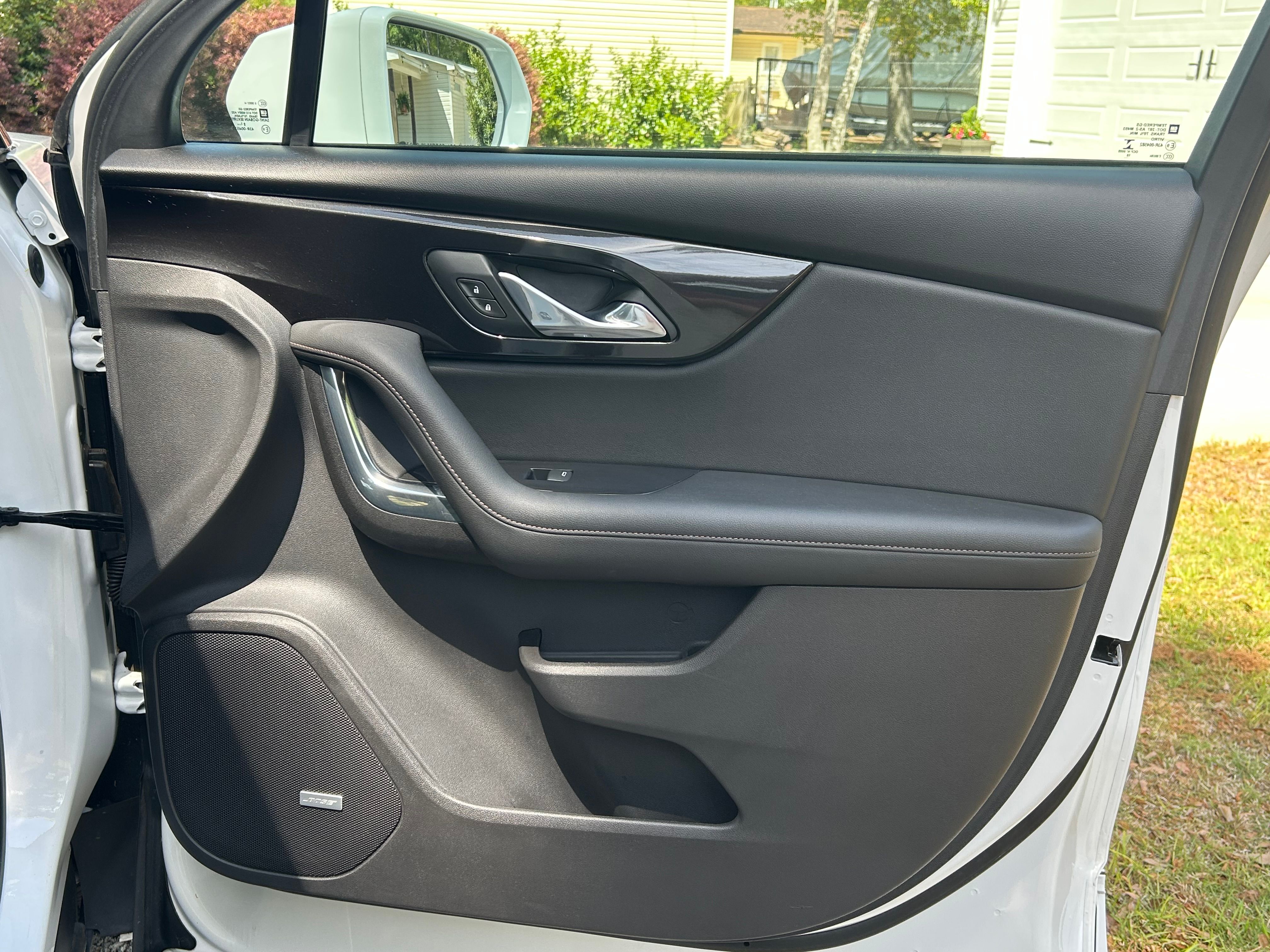 Used 2019 Chevrolet Blazer Premier w/ Sun and Wheels Package FWD image 24
