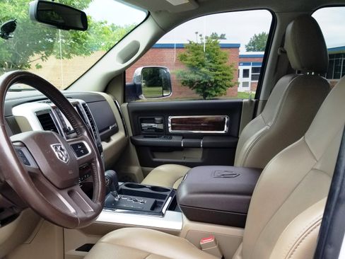 Used 2010 Dodge Ram 1500 Truck Laramie w/ Protection Group AWD/4WD image 15