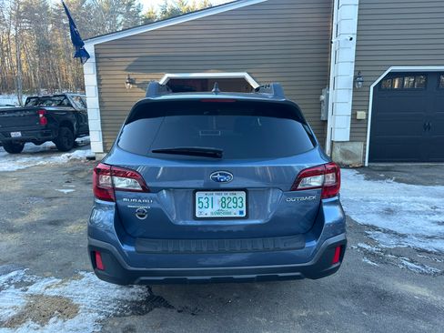 Used 2018 Subaru Outback 2.5i Limited image 5