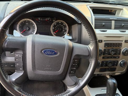Used 2010 Ford Escape XLT FWD image 10