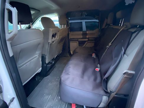 Used 2016 Ford F150 XLT w/ Max Trailer Tow Package image 16