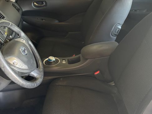 Used 2015 Nissan Leaf S w/ Charge Package image 8