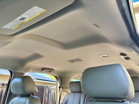 Used 2014 Chevrolet Tahoe LT AWD/4WD image 20