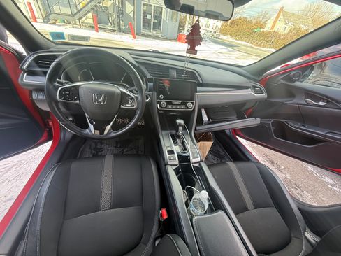 Used 2020 Honda Civic Sport image 10
