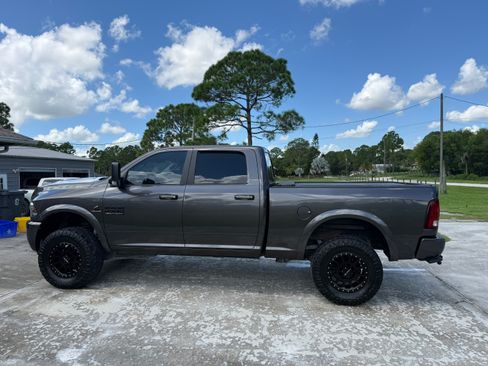 Used 2018 RAM 2500 Laramie w/ Sport Appearance Group AWD/4WD image 1