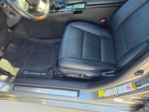 Used 2016 Lexus ES 350 image 11