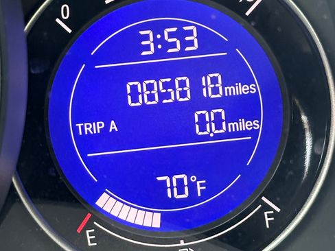 Used 2018 Honda Fit Sport image 2