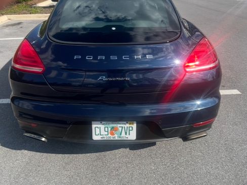 Used 2015 Porsche Panamera image 4
