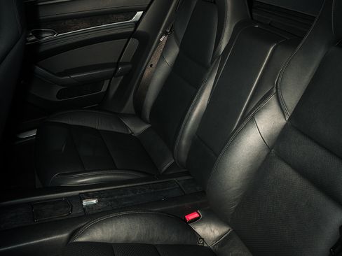 Used 2012 Porsche Panamera 4S image 23