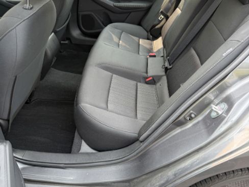 Used 2024 Nissan Altima 2.5 SV AWD/4WD image 10